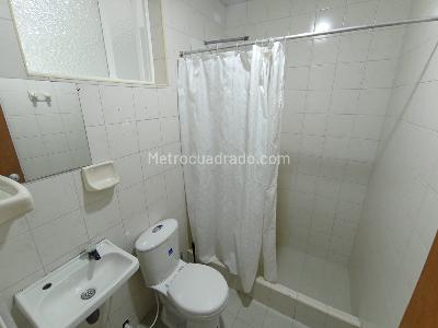 Apartamento de 2 alcobas en arriendo en San Jose De Spring, Bogotá, 83 m² · foto 11 de 20