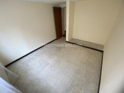Apartamento de 2 alcobas en arriendo en Los Pinos, Bogotá, 50 m² · foto 10 de 15