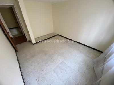 Apartamento de 2 alcobas en arriendo en Los Pinos, Bogotá, 50 m² · foto 11 de 15