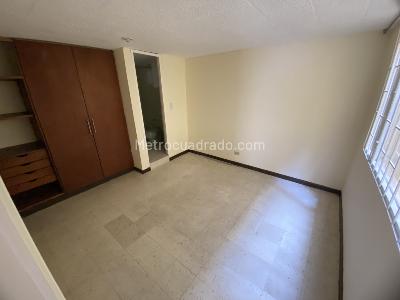 Apartamento de 2 alcobas en arriendo en Los Pinos, Bogotá, 50 m² · foto 12 de 15