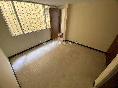 Apartamento de 2 alcobas en arriendo en Los Pinos, Bogotá, 50 m² · foto 14 de 15