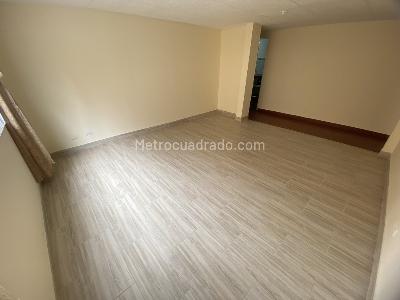 Apartamento de 2 alcobas en arriendo en Los Pinos, Bogotá, 50 m² · foto 1 de 15