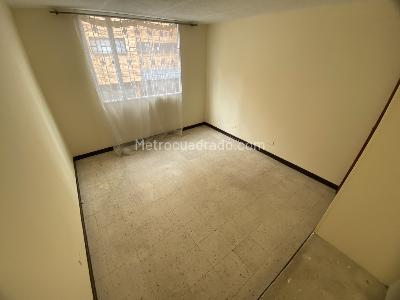 Apartamento de 2 alcobas en arriendo en Los Pinos, Bogotá, 50 m² · foto 9 de 15