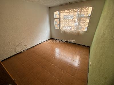 Apartamento de 2 alcobas en arriendo en Los Pinos, Bogotá, 50 m² · foto 12 de 16