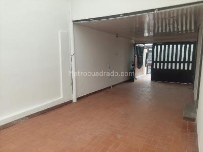 Casa de 5 alcobas en arriendo en Normandia Occidental, Bogotá, 321 m² · foto 15 de 20