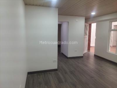 Casa de 5 alcobas en arriendo en Normandia Occidental, Bogotá, 321 m² · foto 18 de 20