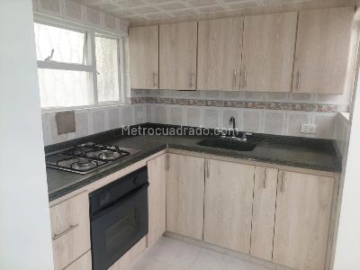 Casa de 5 alcobas en arriendo en Normandia Occidental, Bogotá, 321 m² · foto 19 de 20