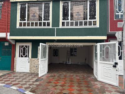 Casa en venta en Catalina, Bogotá · foto 2 de 20