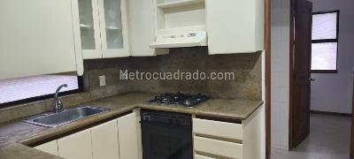 Apartamento de 2 alcobas en arriendo en Cerros De Suba (Localidad De Suba), Bogotá, 116 m² · foto 11 de 20