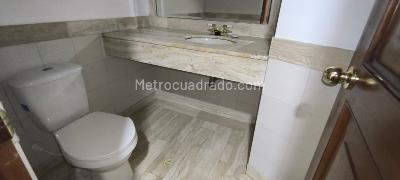 Apartamento de 2 alcobas en arriendo en Cerros De Suba (Localidad De Suba), Bogotá, 116 m² · foto 13 de 20