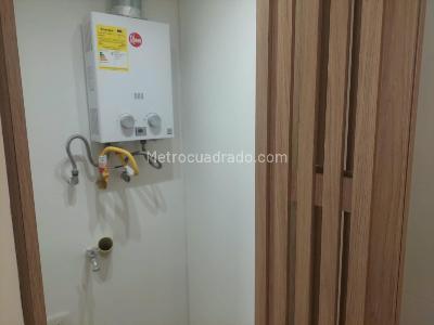 Apartaestudio en arriendo en La Candelaria, Bogotá, 31 m² · foto 12 de 15