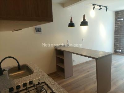 Apartaestudio en arriendo en La Candelaria, Bogotá, 31 m² · foto 2 de 15