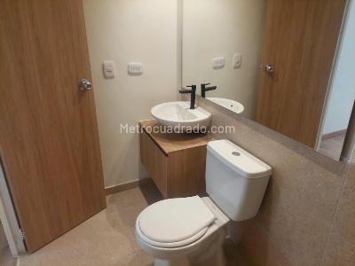 Apartaestudio en arriendo en La Candelaria, Bogotá, 31 m² · foto 9 de 15