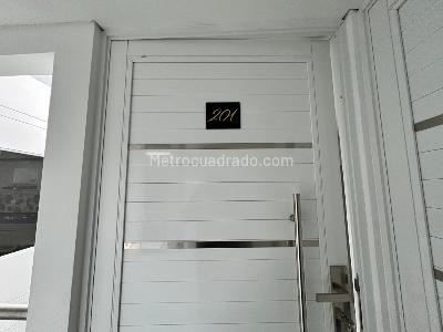 Apartamento de 1 alcoba en arriendo en Mandalay I Sector, Bogotá, 25 m² · foto 2 de 8