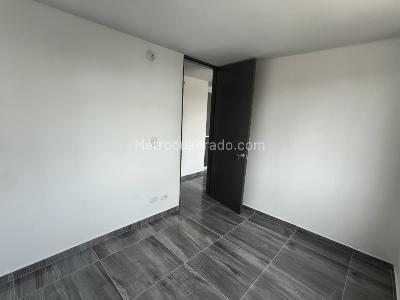 Apartamento de 2 alcobas en arriendo en Guaymaral, Bogotá, 42 m² · foto 9 de 16