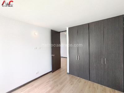 Apartamento en venta en Hacienda Alcala, Mosquera · foto 11 de 19
