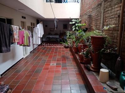 Casa de 5 alcobas en venta en Panamericano, Cali, 260 m² · foto 11 de 20