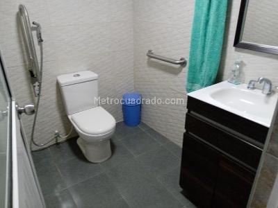 Casa de 5 alcobas en venta en Panamericano, Cali, 260 m² · foto 13 de 20