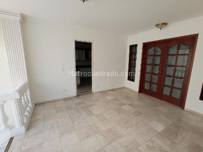 Casa de 3 alcobas en venta en Cristales, Cali, 361 m² · foto 7 de 20