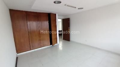 Casa de 3 alcobas en venta en Tequendama, Cali, 383 m² · foto 10 de 20