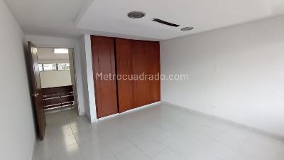 Casa de 3 alcobas en venta en Tequendama, Cali, 383 m² · foto 14 de 20