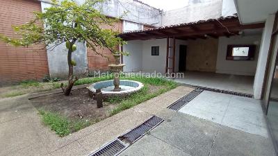 Casa de 3 alcobas en venta en Tequendama, Cali, 383 m² · foto 6 de 20