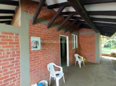 Casa de 4 alcobas en venta en Parcelaciones Pance, Cali, 609 m² · foto 3 de 20