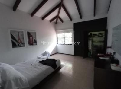 Casa de 4 alcobas en venta en Parcelaciones Pance, Cali, 609 m² · foto 10 de 20