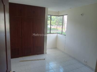 Apartamento de 3 alcobas en venta en Ciudad Jardin, Cali, 74 m² · foto 11 de 16