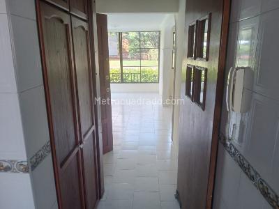 Apartamento de 3 alcobas en venta en Ciudad Jardin, Cali, 74 m² · foto 12 de 16