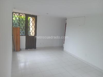 Apartamento de 2 alcobas en venta en Napoles, Cali, 55 m² · foto 3 de 6