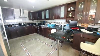 Casa de 4 alcobas en venta en Santa Teresita, Cali, 340 m² · foto 5 de 13