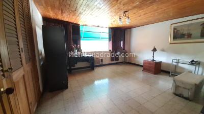 Casa de 4 alcobas en venta en Santa Teresita, Cali, 340 m² · foto 7 de 13