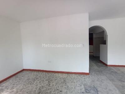 Casa de 3 alcobas en venta en El Poblado Ii, Cali, 70 m² · foto 2 de 10