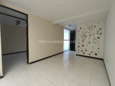 Casa de 5 alcobas en venta en Santa Monica Popular, Cali, 288 m² · foto 3 de 20