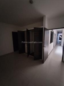 Casa de 5 alcobas en venta en Santa Monica Popular, Cali, 288 m² · foto 13 de 20