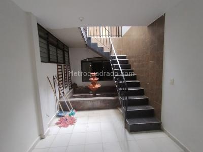 Casa de 5 alcobas en venta en Santa Monica Popular, Cali, 288 m² · foto 17 de 20