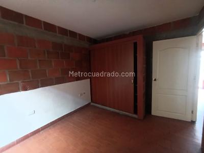 Apartamento de 3 alcobas en venta en Asturias, Cali, 80 m² · foto 10 de 13