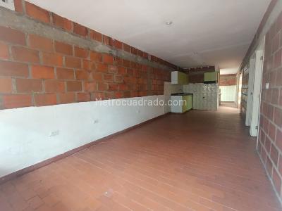 Apartamento de 3 alcobas en venta en Asturias, Cali, 80 m² · foto 3 de 13