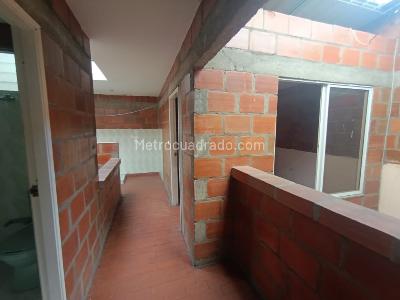 Apartamento de 3 alcobas en venta en Asturias, Cali, 80 m² · foto 4 de 13