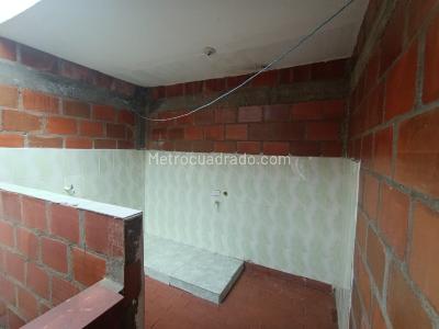 Apartamento de 3 alcobas en venta en Asturias, Cali, 80 m² · foto 5 de 13