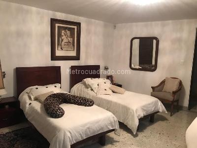 Apartamento en venta en La Arboleda, Cali · foto 2 de 10