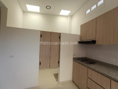 Apartamento de 2 alcobas en arriendo en Popular, Cali, 70 m² · foto 4 de 14