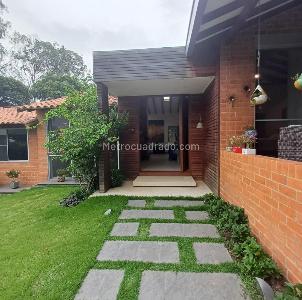 Casa en arriendo en Parcelacion Chorro De La Plata, Cali · foto 4 de 20