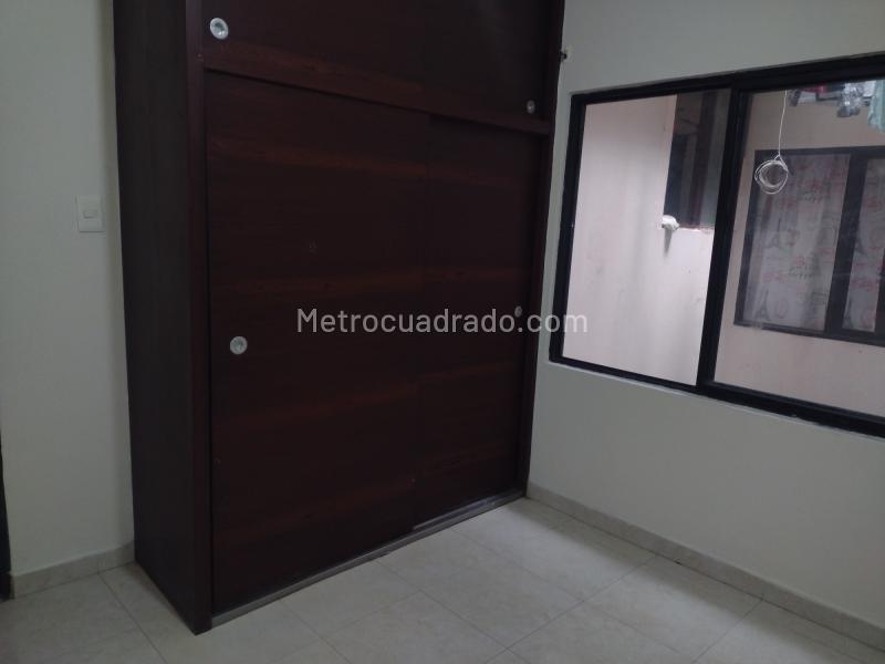Piso – Cali, Atanasio Girardot, Comuna 8 - Más
