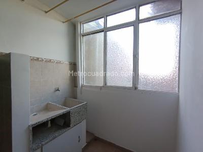 Apartamento de 2 alcobas en arriendo en Panamericano, Cali, 78 m² · foto 8 de 17
