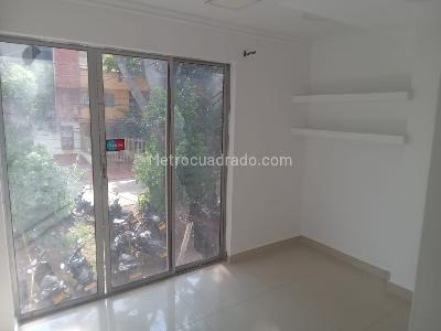 Apartamento de 3 alcobas en arriendo en Tequendama, Cali, 70 m² · foto 2 de 18