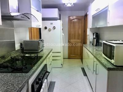 Apartamento de 4 alcobas en venta en Los Rosales, Bogotá, 228 m² · foto 7 de 19