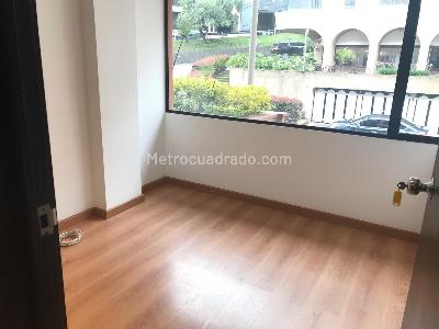 Apartamento en venta en Los Rosales, Bogotá · foto 15 de 17