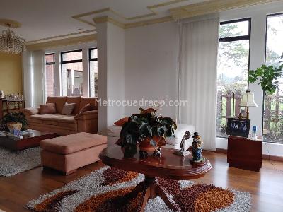 Casa de 4 alcobas en venta en San Joséde Bavaria, Bogotá, 420 m² · foto 3 de 19